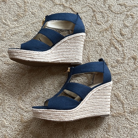Michael Kors navy zip espadrilles - Picture 2 of 5